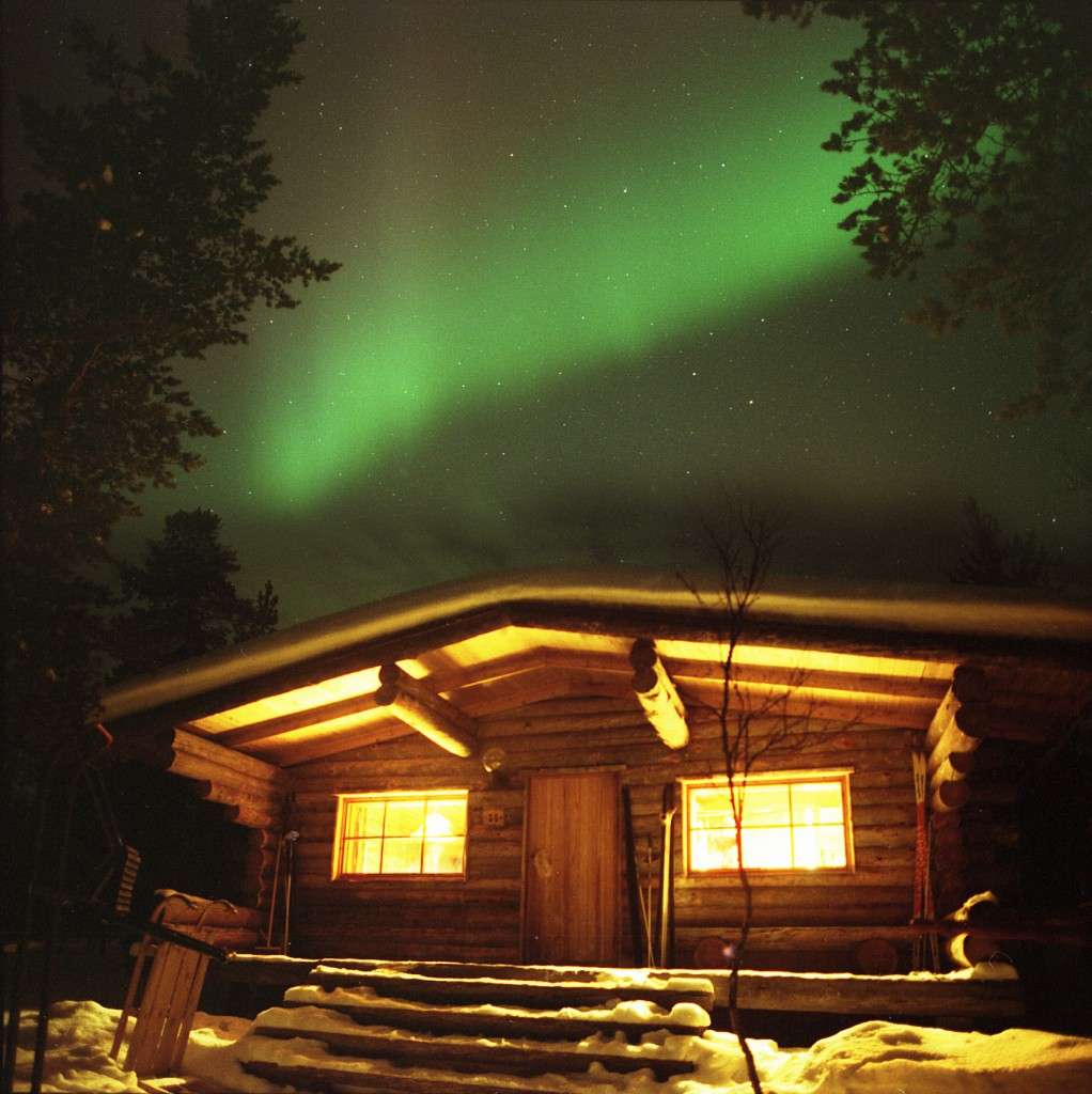 aurora-over-our-cabin-large
